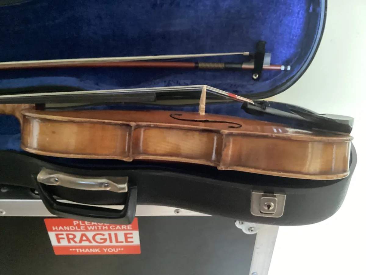 Vintage Violin - Image 3