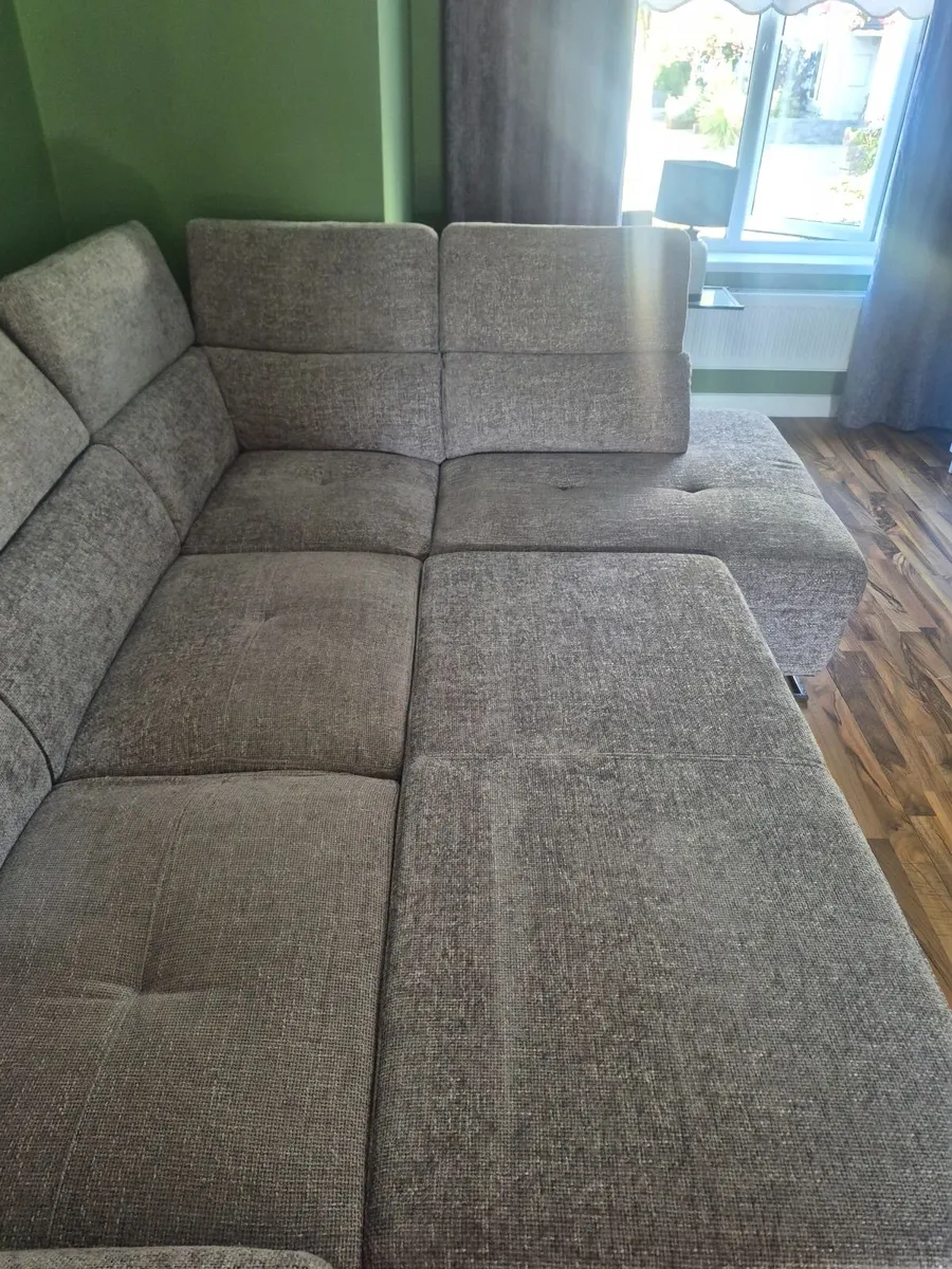 Large grey corner sofa - Image 3