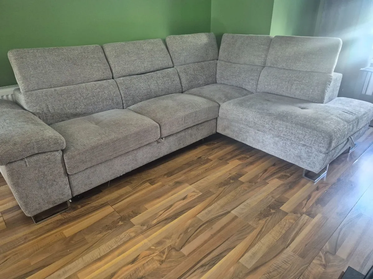 Large grey corner sofa - Image 4