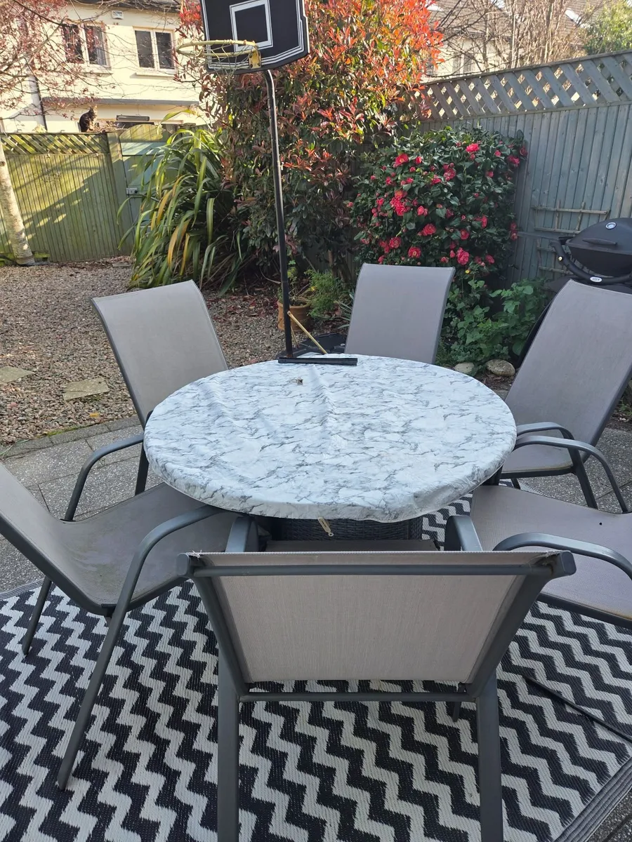 Fire pit table with Full gas included - Image 2