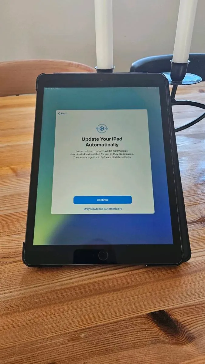 IPad 7th Gen - Image 1