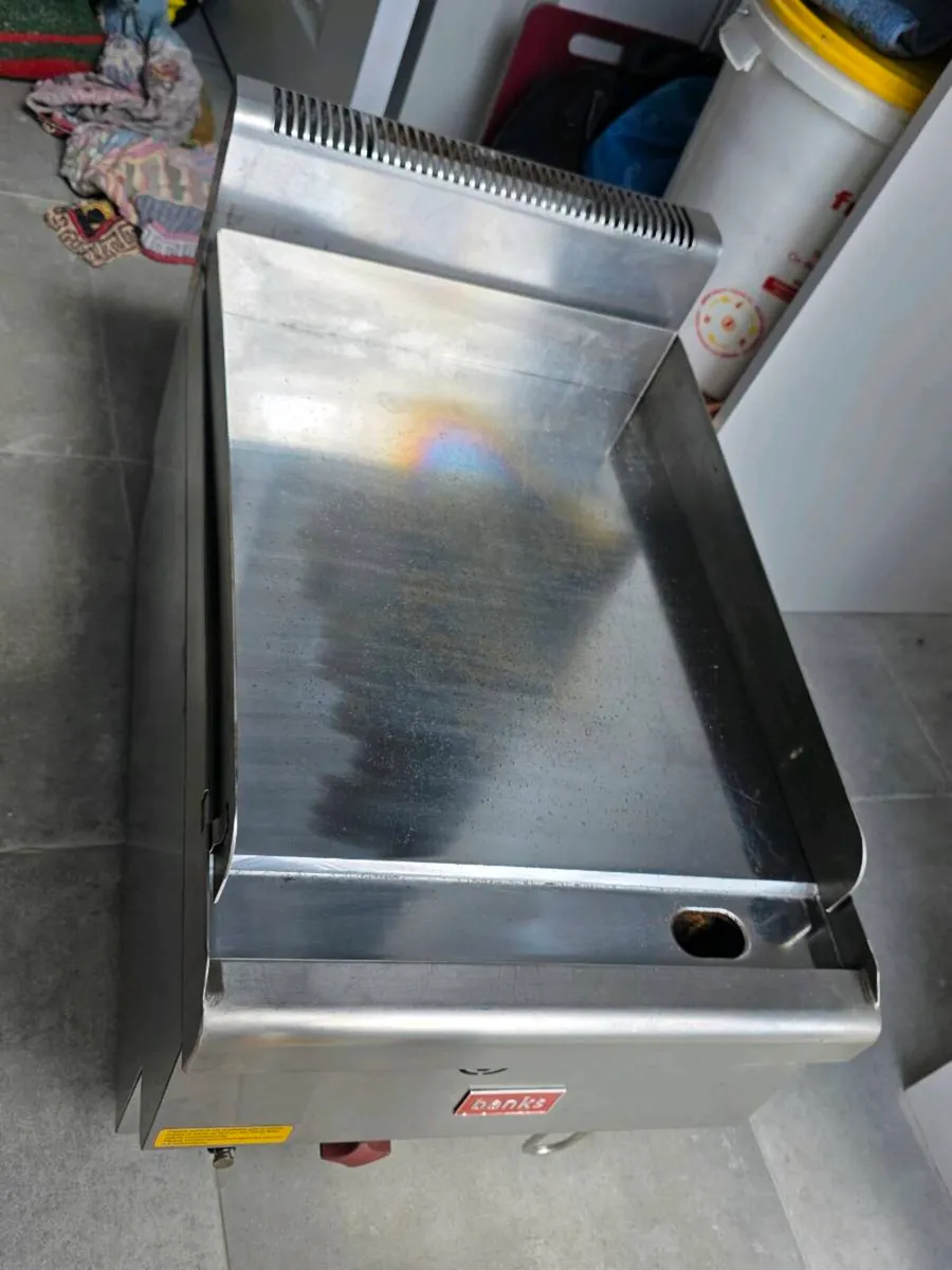 Banks Commercial Stainless Steel Gas Griddle - Image 2