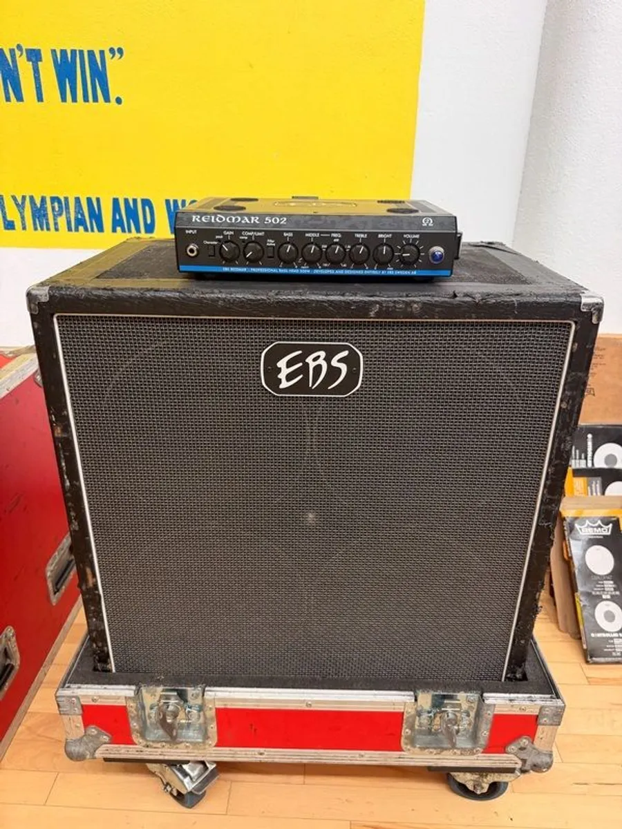 EBS Reidmar 502 Bass Head + EBS Evolution 4x10 Cab + Flight Case - Image 1