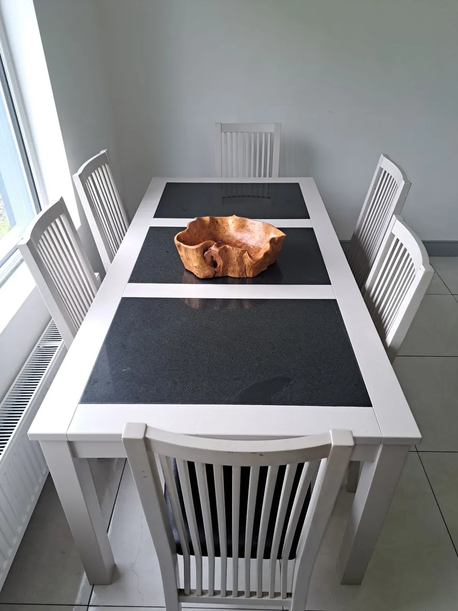 Kitchen Table and Chairs - Image 1
