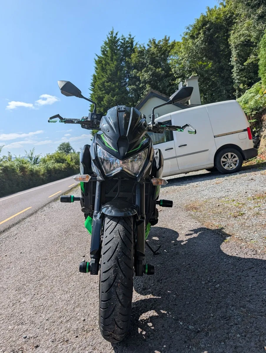 Kawasaki ZR800 2016 - Image 4
