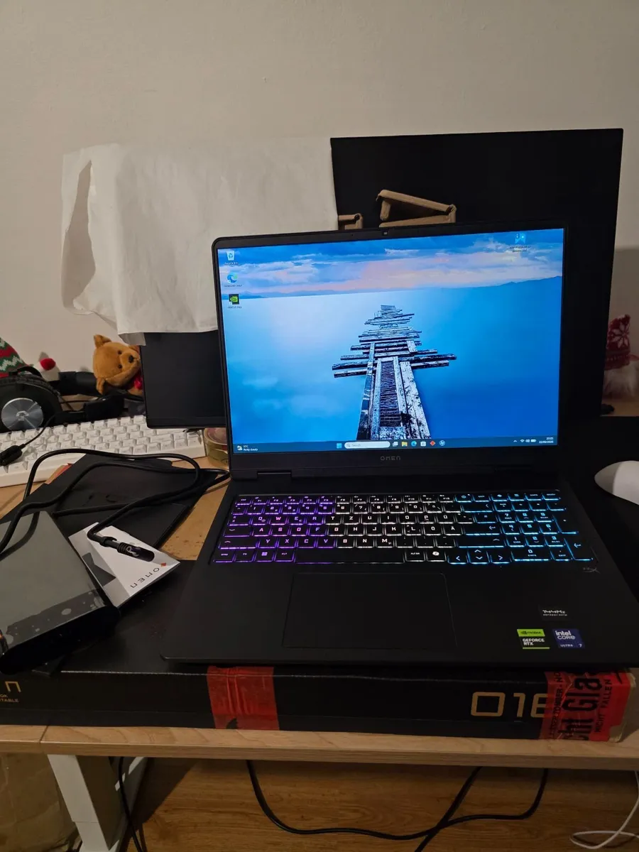 HP OMEN 16 | Ultra 7 255H | RTX 5060 | 24GB | 2TB - Image 1