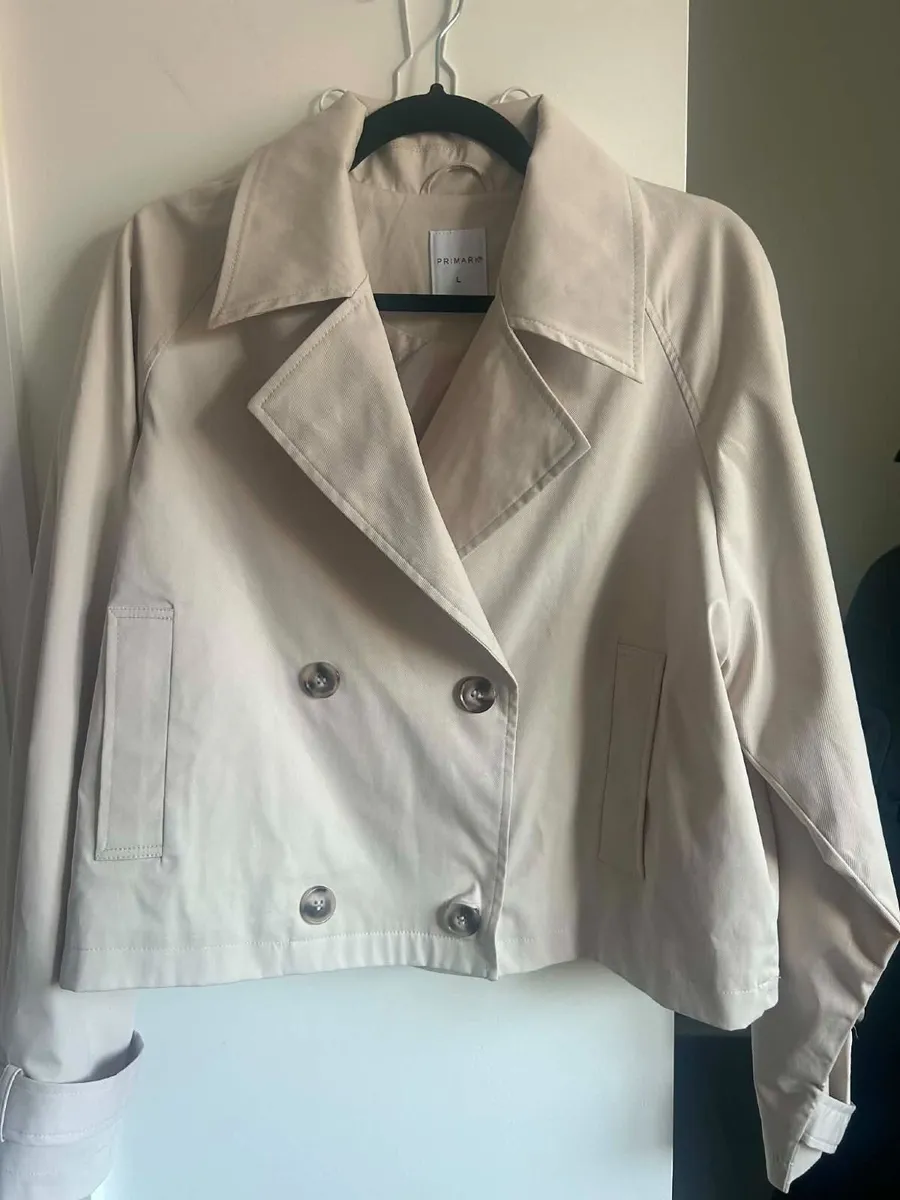 Ladies clothes - Image 2
