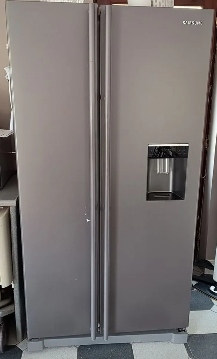 Samsung American fridge freezer - Image 1