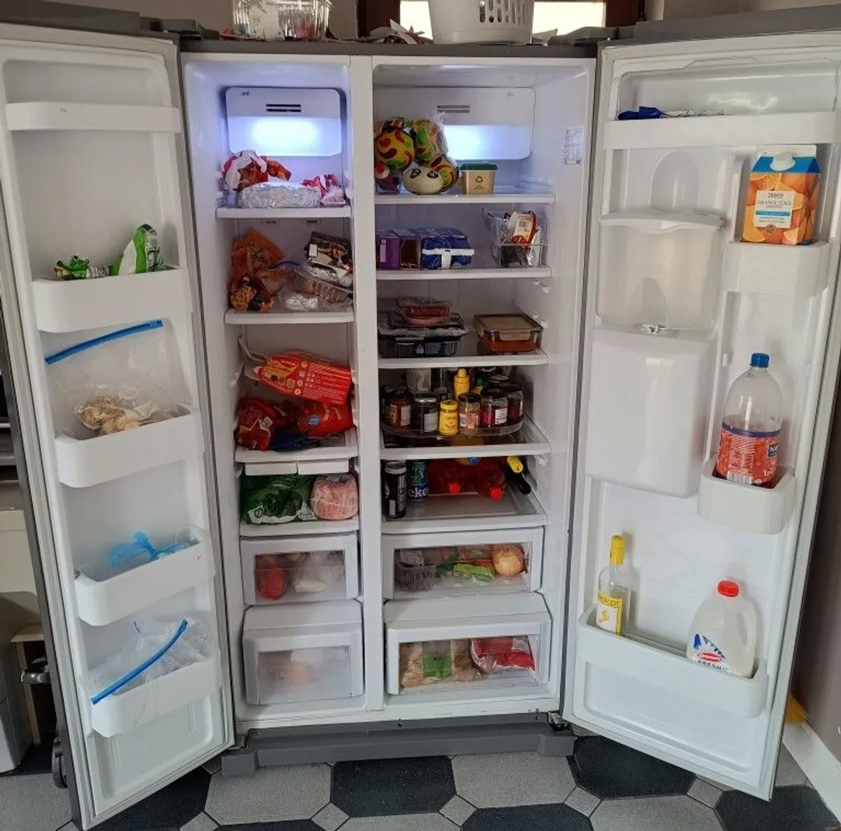Samsung American fridge freezer - Image 2
