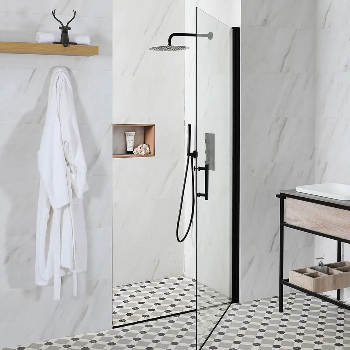 Black Hinged Single Door Shower Enclosure 1000mm - Image 1