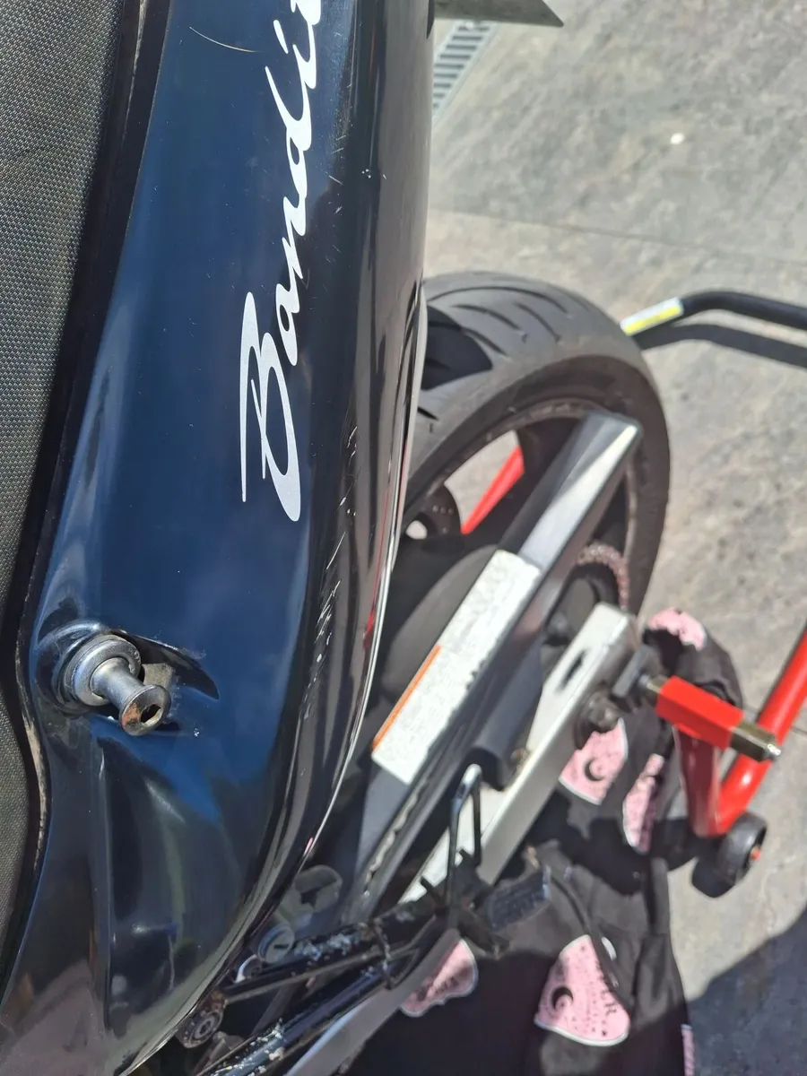 Suzuki Bandit 2002 - Image 4