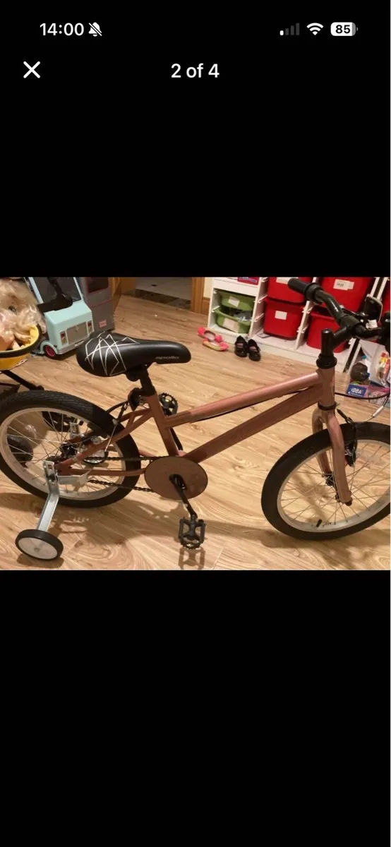 Girls 18 inch bike - Image 3