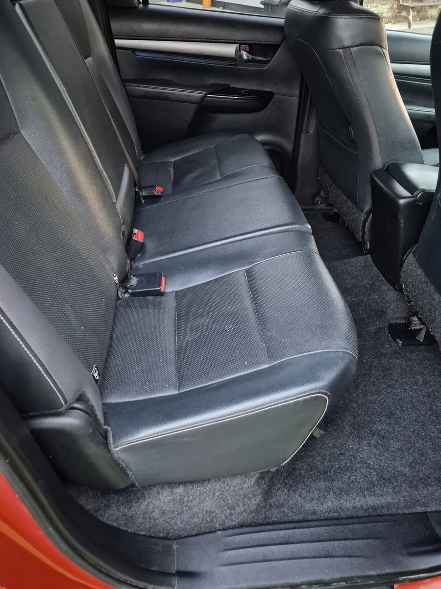 Toyota hilux - Image 3