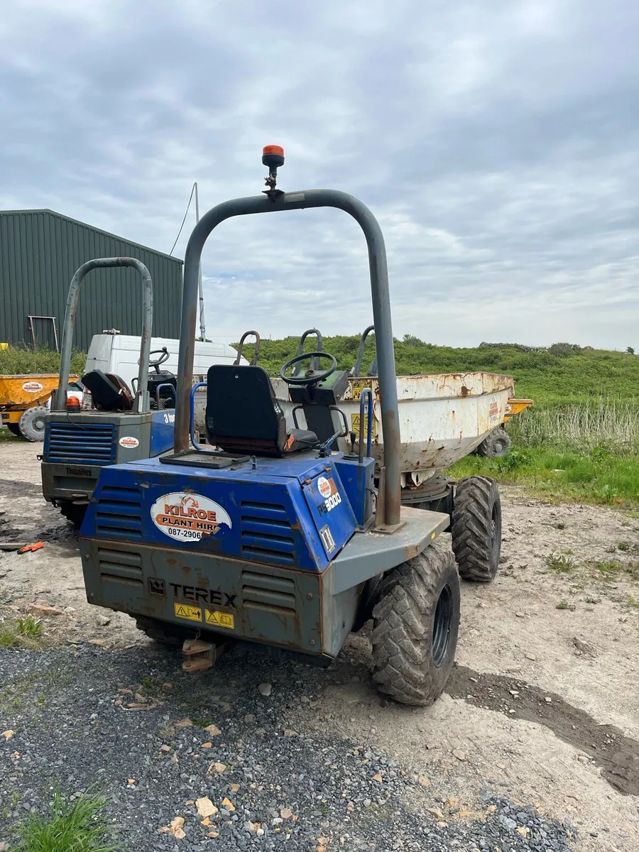 3 ton swivel dumpers - Image 3