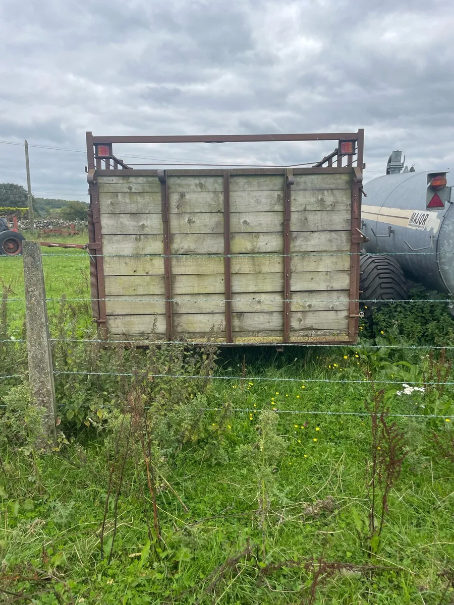 Livestock trailer - Image 2