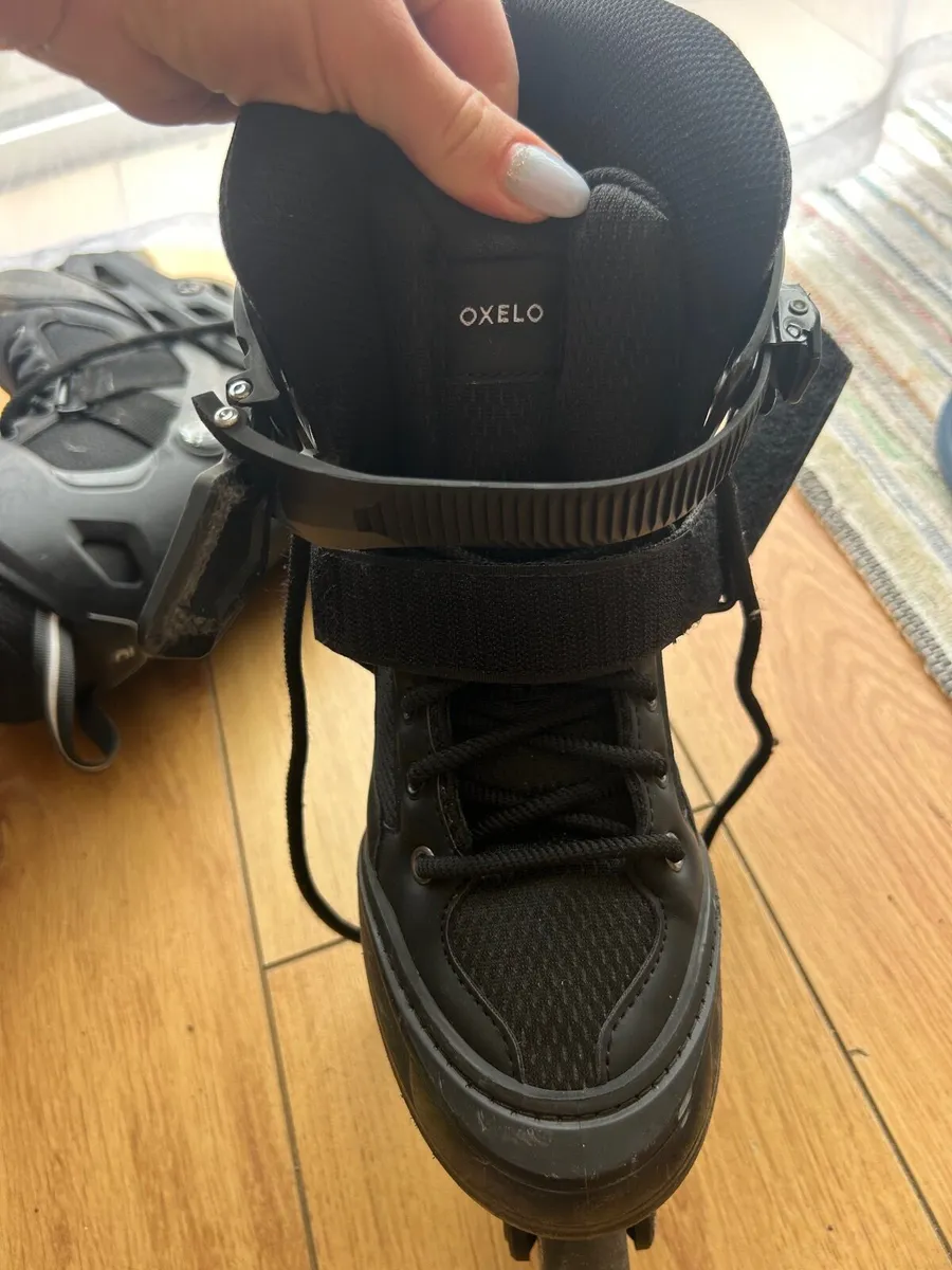 Adult Inline Skates + Protective Gear - Image 3
