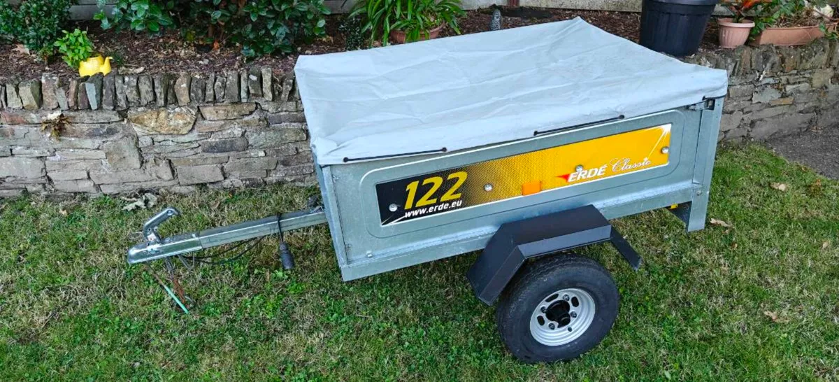 Erdé 122 Classic trailer - Image 1