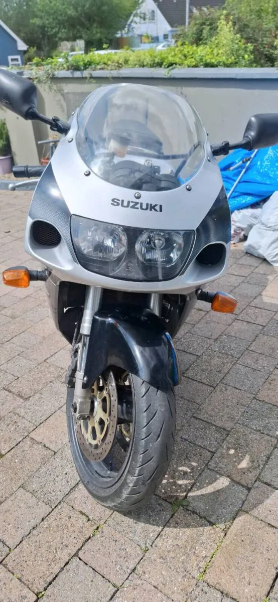 GSXR 750 SRAD - Image 3