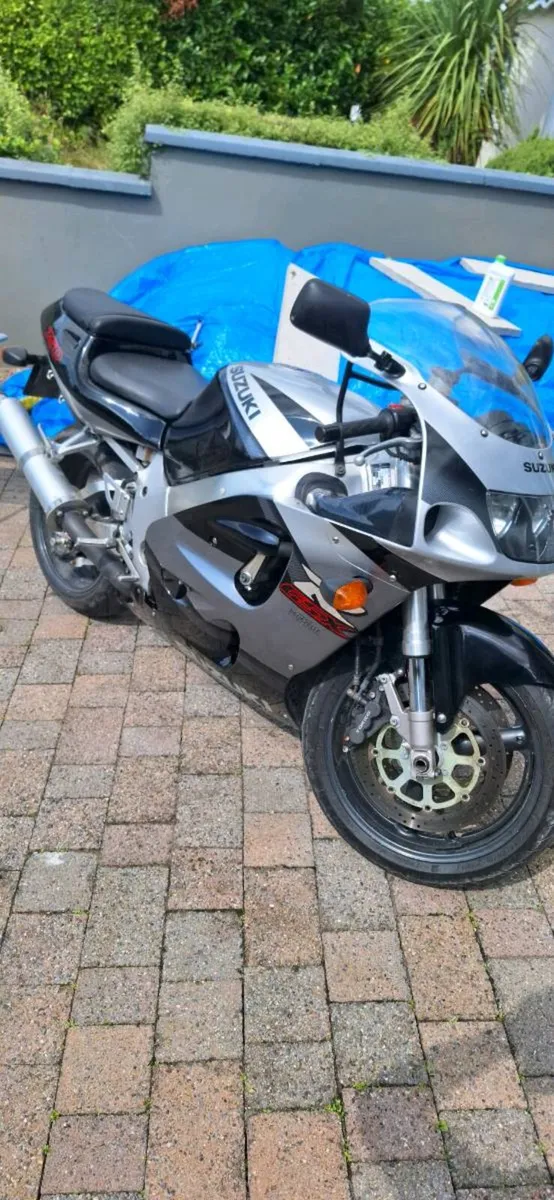 GSXR 750 SRAD - Image 1