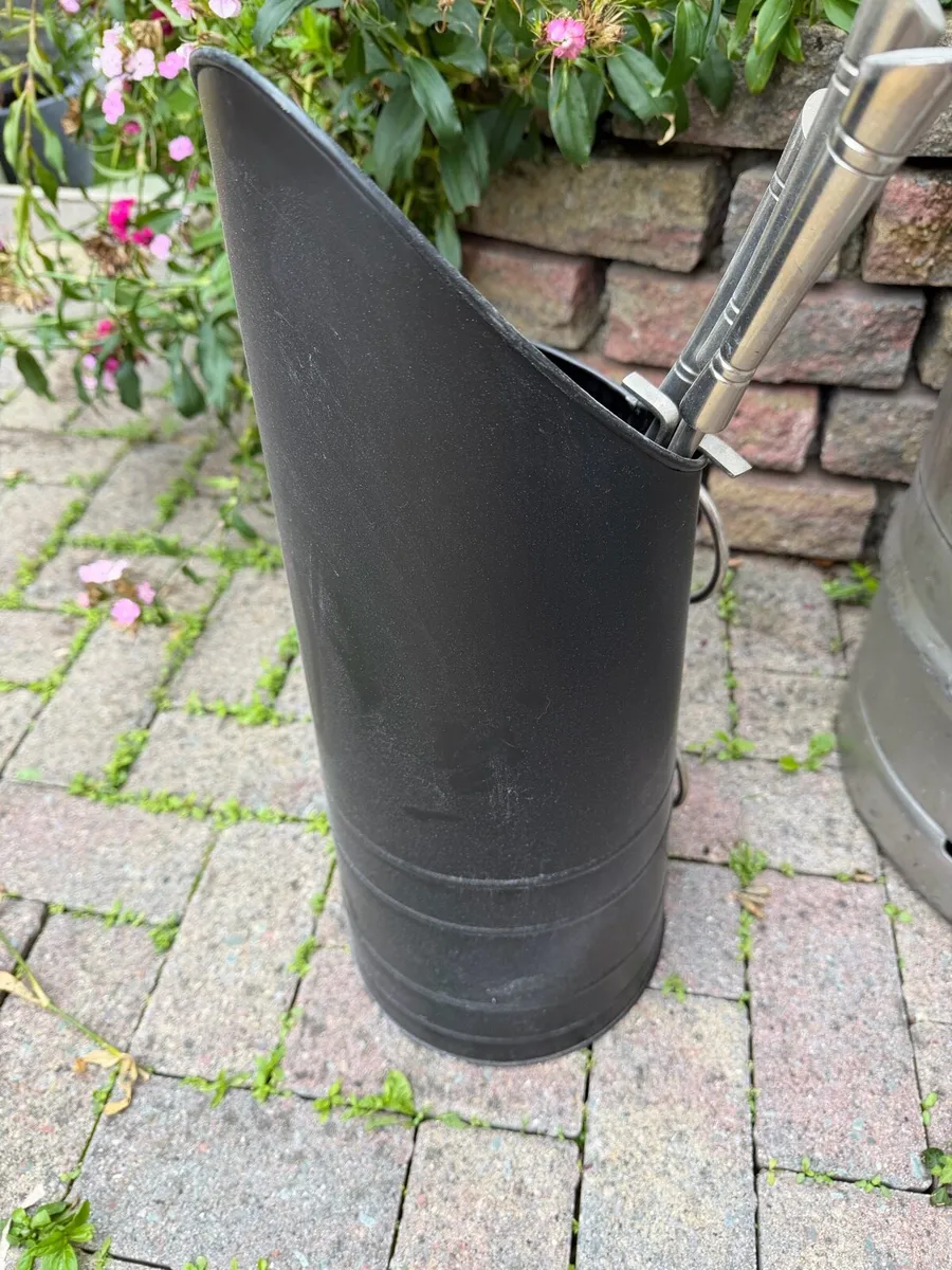 Fire accessories - Image 1
