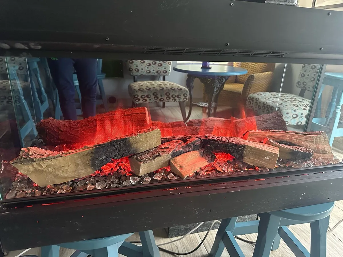Electric fire - Image 1