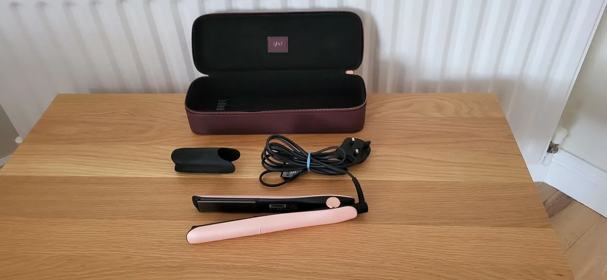 GHD Rose Gold hair straightener - Image 3