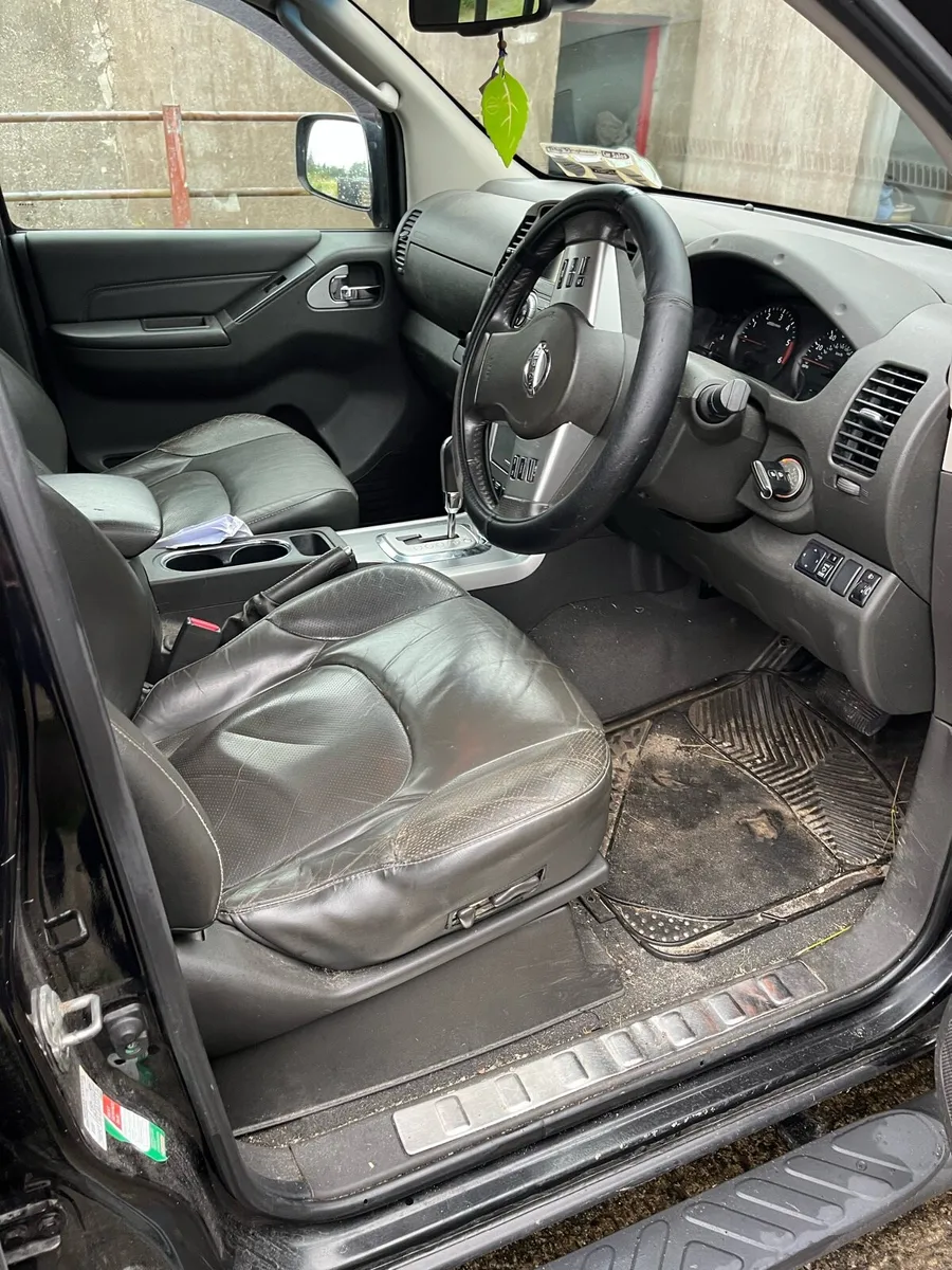 nissan nirvana - Image 3