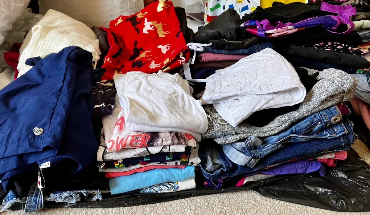 Girls clothes - Image 2