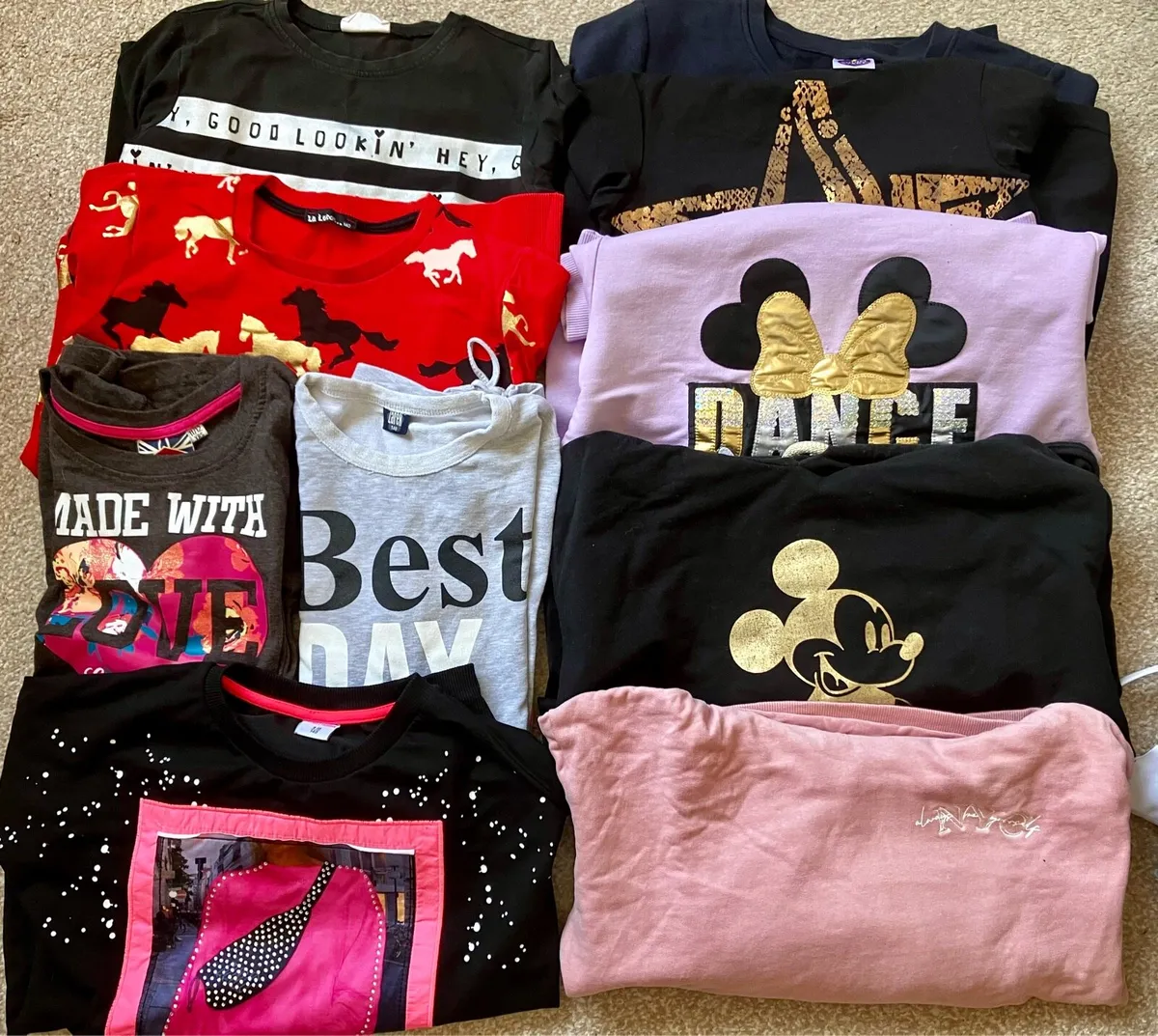Girls clothes - Image 1