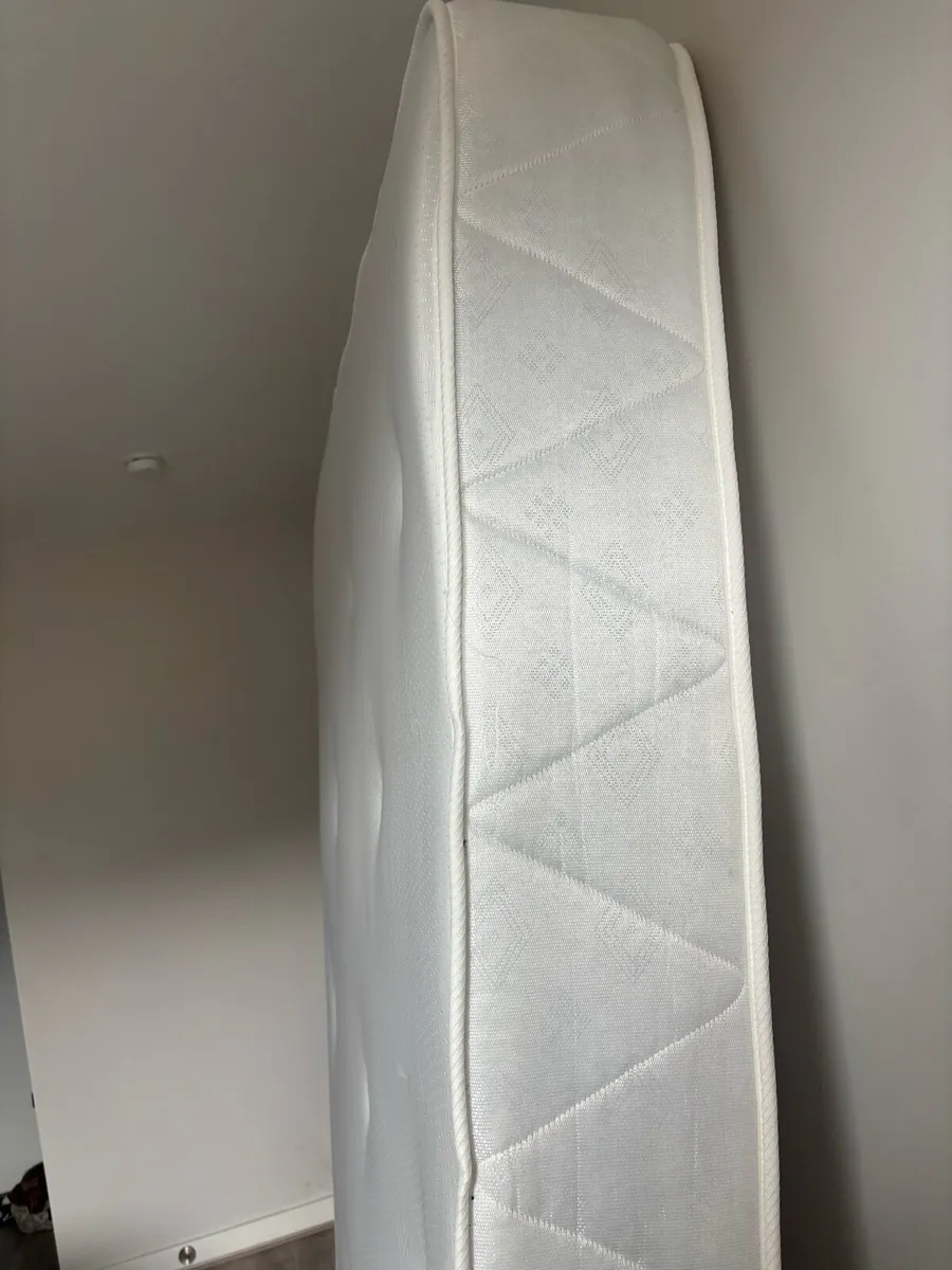 King size mattress - Image 2