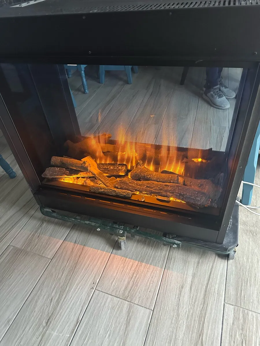 Electric fire - Image 1