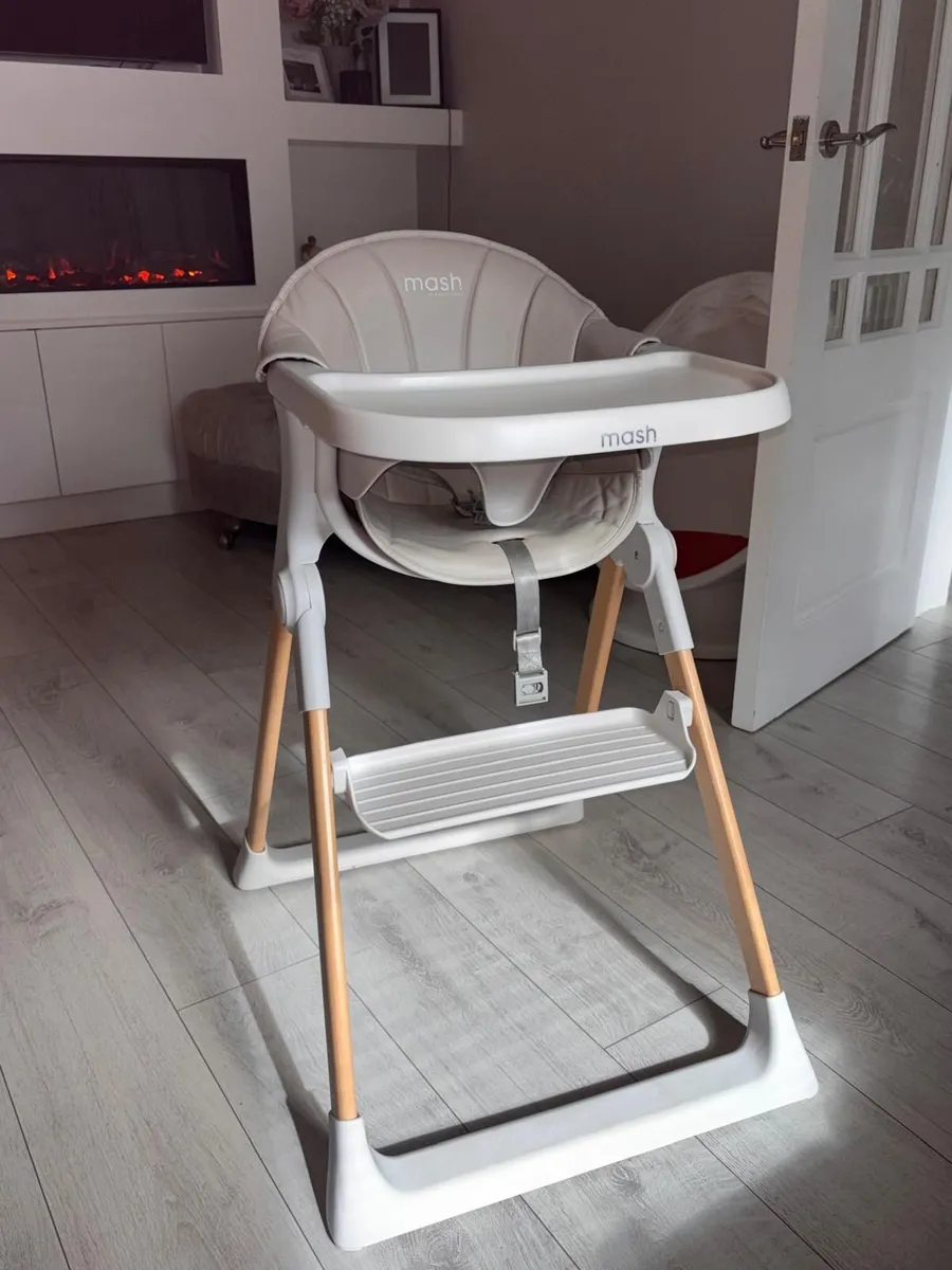 Baby Elegance Mash Highchair & Newborn Seat - Image 1