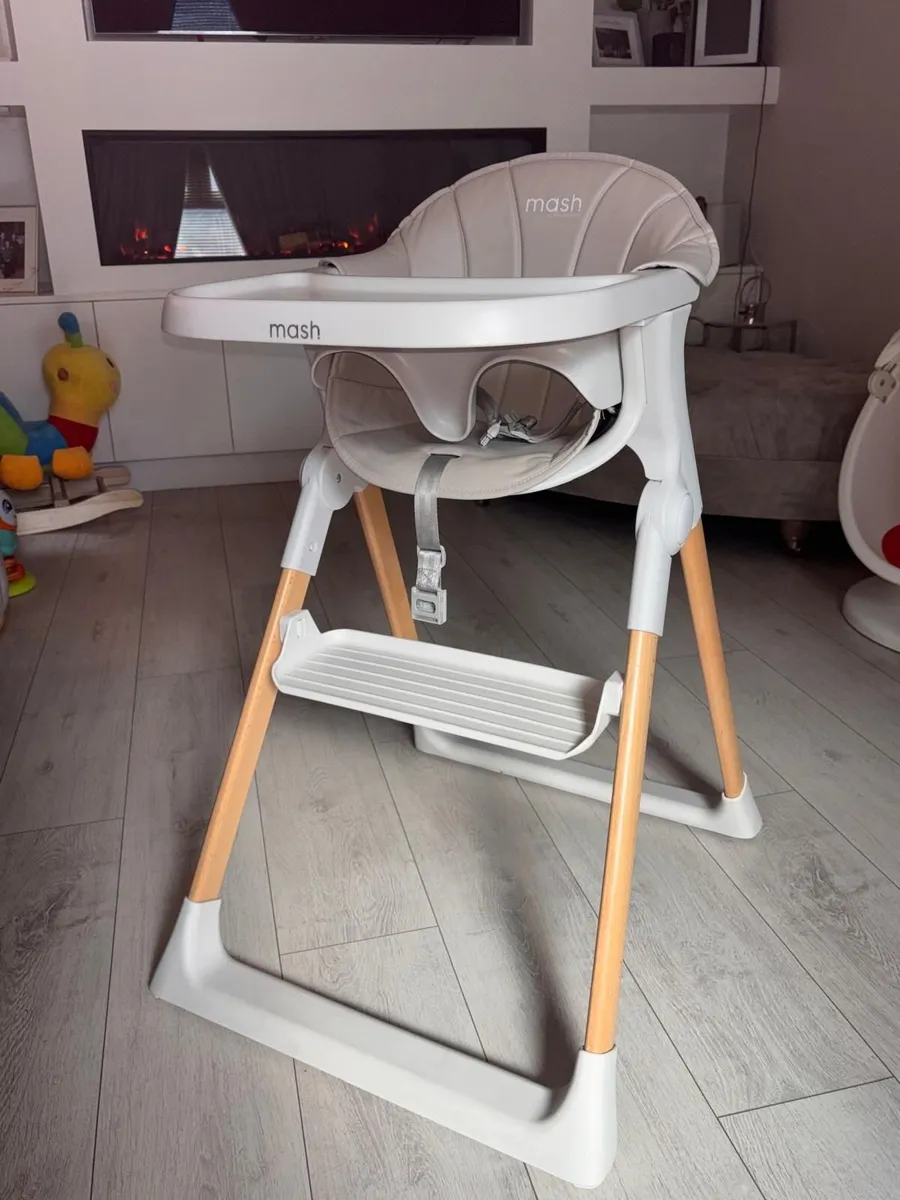 Baby Elegance Mash Highchair & Newborn Seat - Image 4