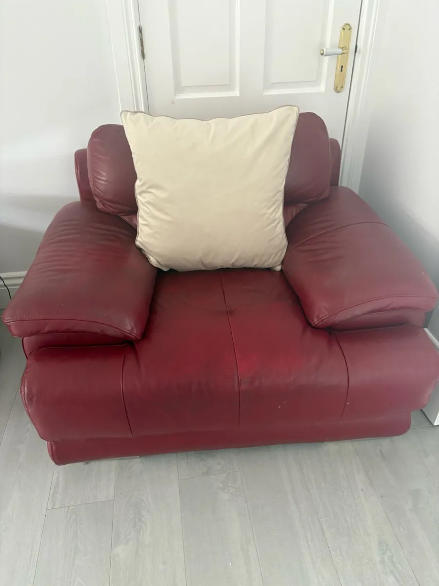 2 3 seater red leather sofas and armchair - Image 4