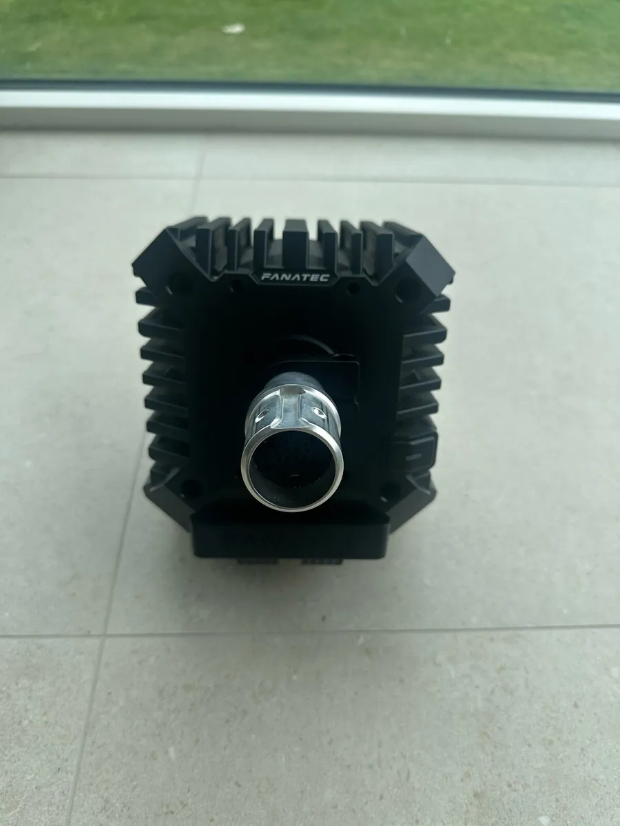 Fanatec Racing Sim - Image 4