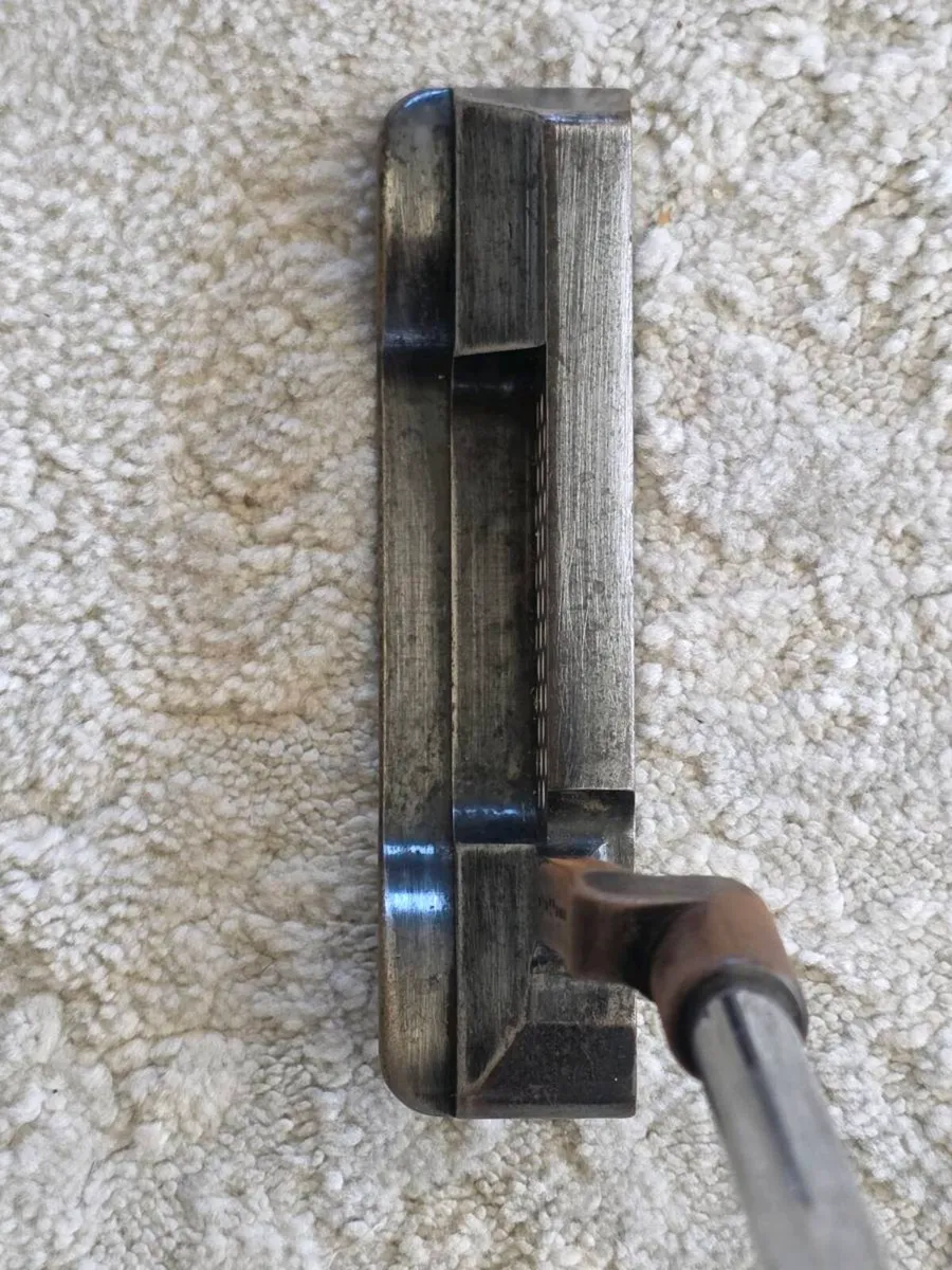 Left hand Scotty  Cameron TeI3 Newport 2 putter - Image 4
