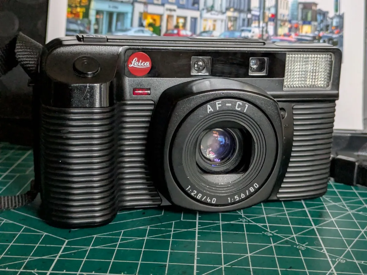 🎞️ Leica AF-C1 camera 40mm/2.8 and 80mm/5.6 - Image 1