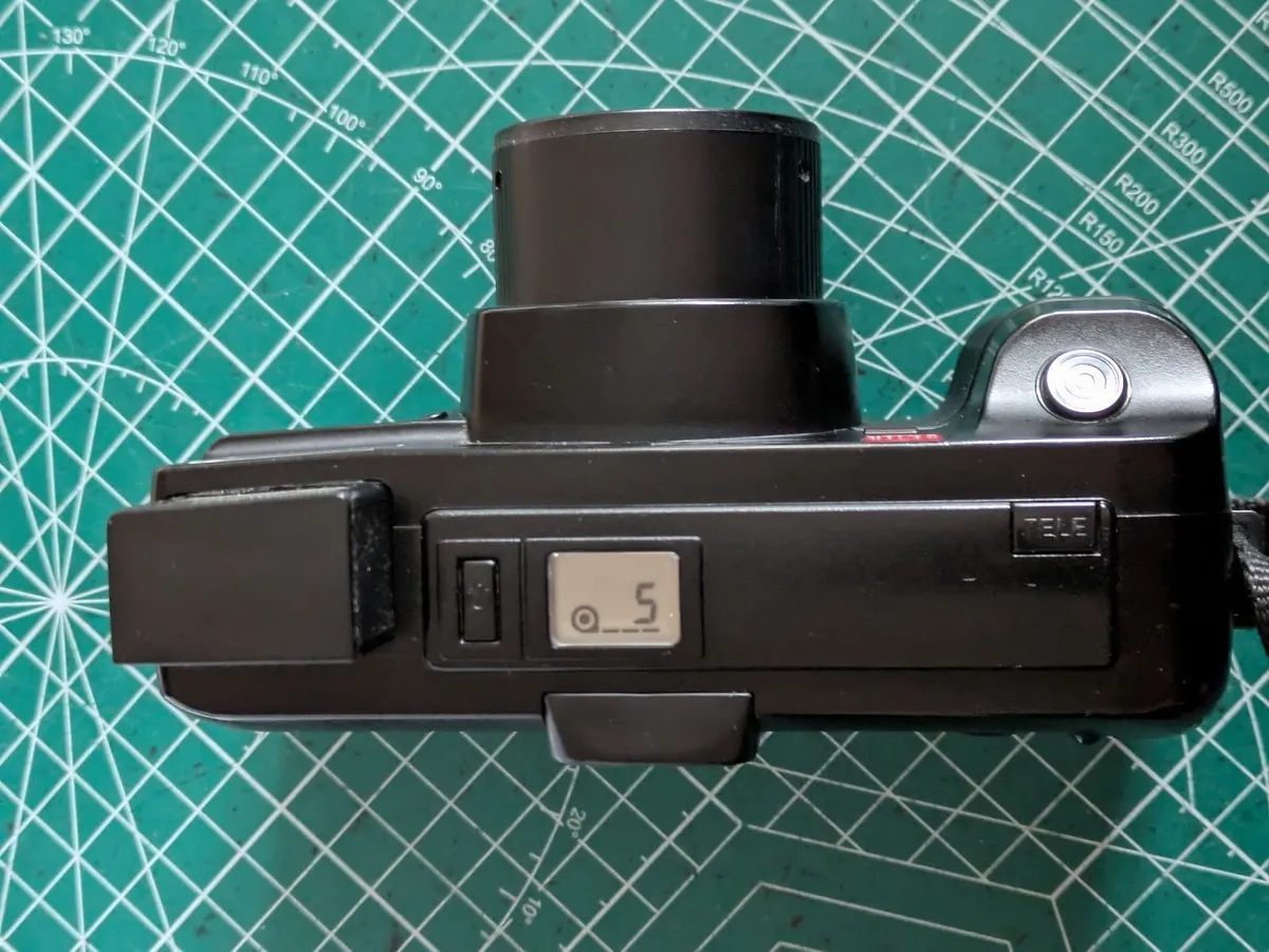 🎞️ Leica AF-C1 camera 40mm/2.8 and 80mm/5.6 - Image 4