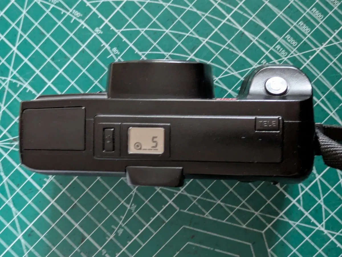 🎞️ Leica AF-C1 camera 40mm/2.8 and 80mm/5.6 - Image 3