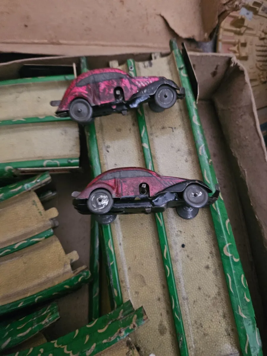 Vintage Marx Tinplate Speedway - Image 3