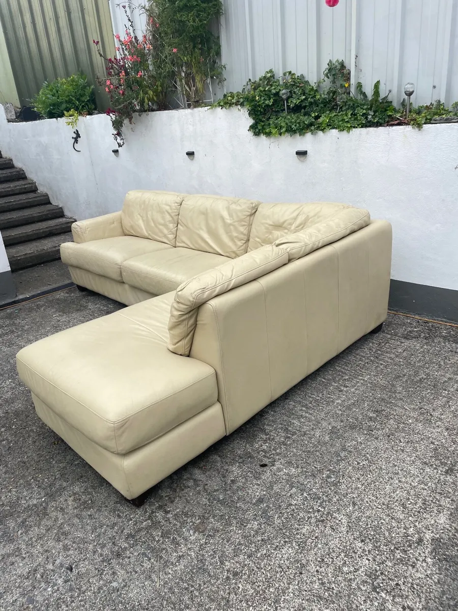 Furniture - Image 4