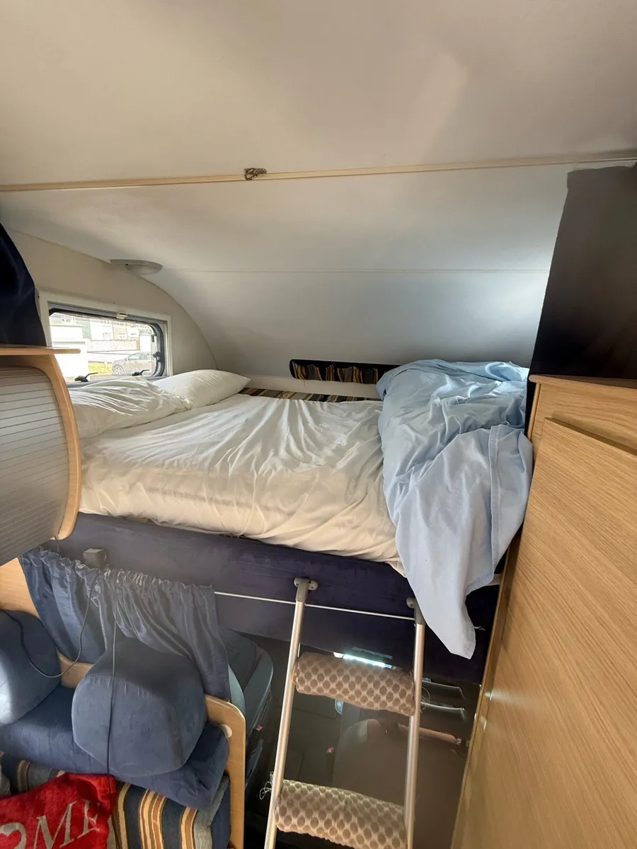 Camper - Image 4