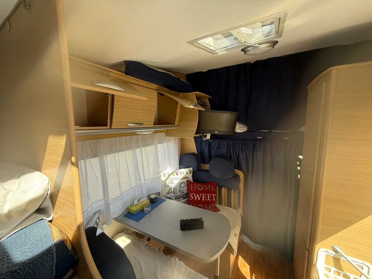 Camper - Image 4