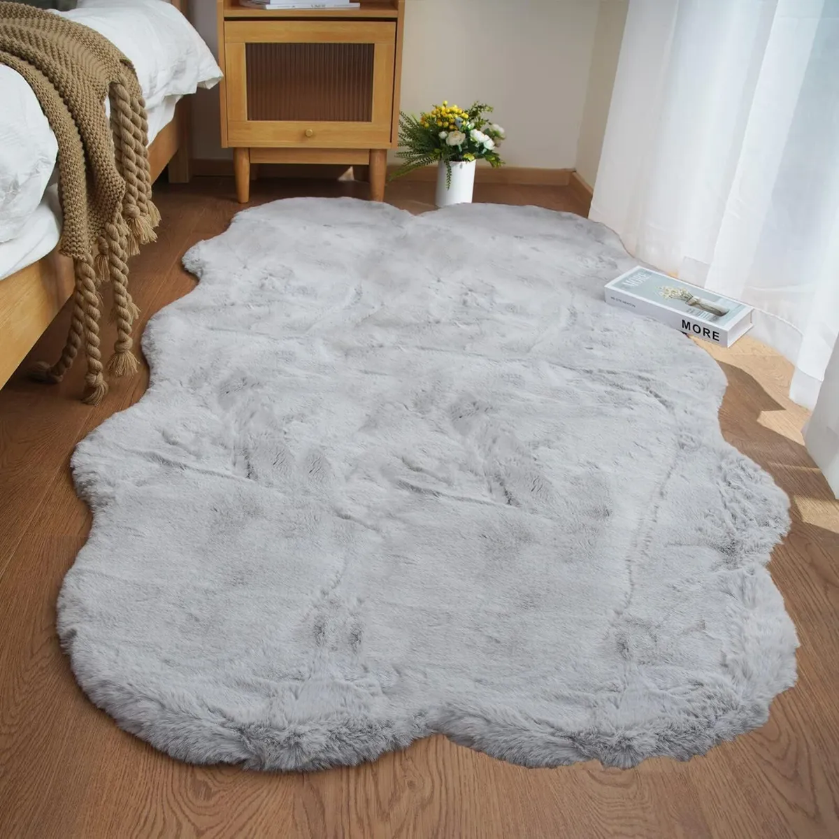 Faux Sheepskin Fur Area Rug 4x6 Feet Fluffy - Image 1
