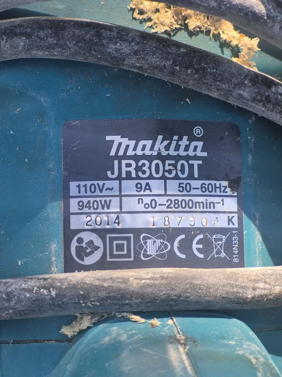 Makita reciprocating saw 110v - Image 3