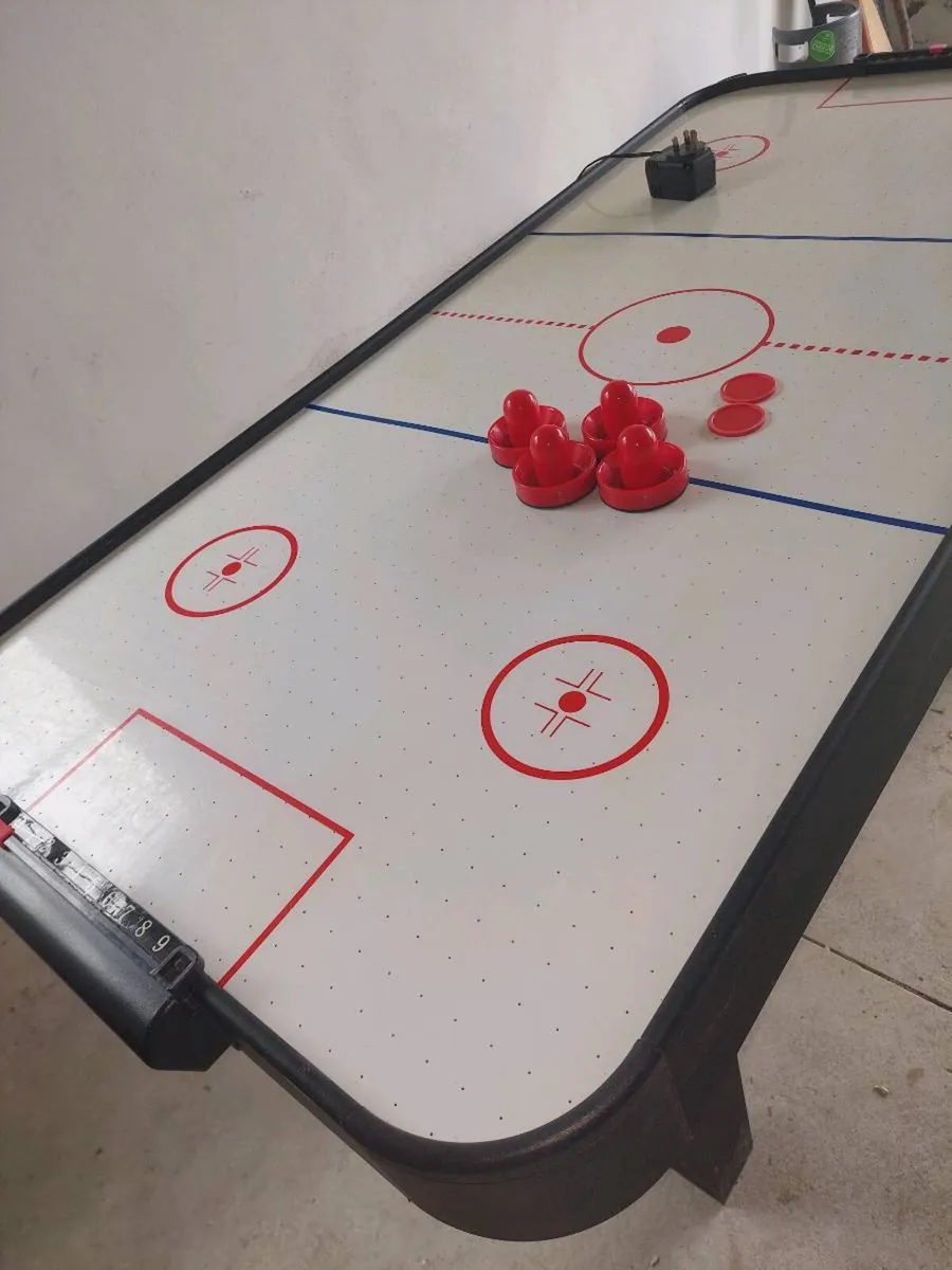 Air Hockey table - Image 1