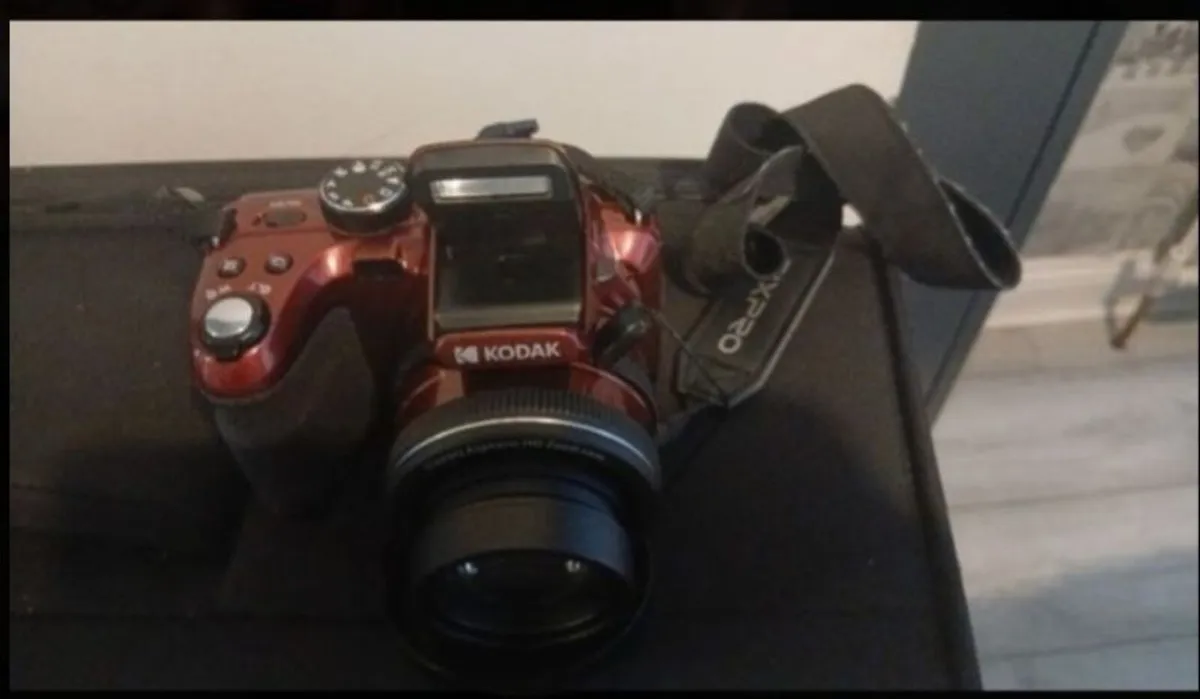 Kodax Pixpro AZ425 - Image 1