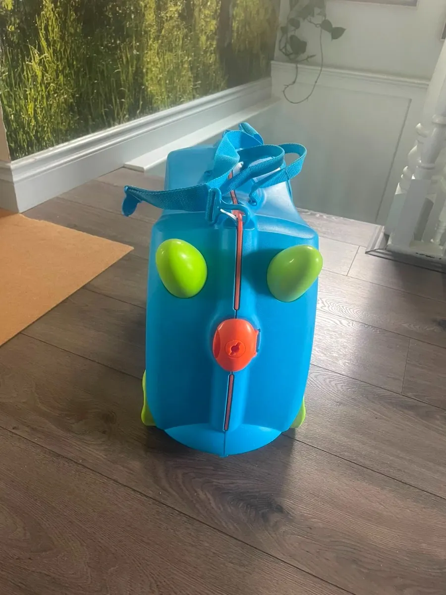 Travel kids suitcase - Image 3