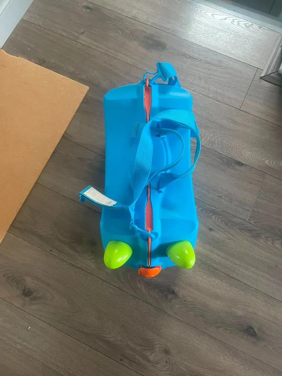 Travel kids suitcase - Image 2