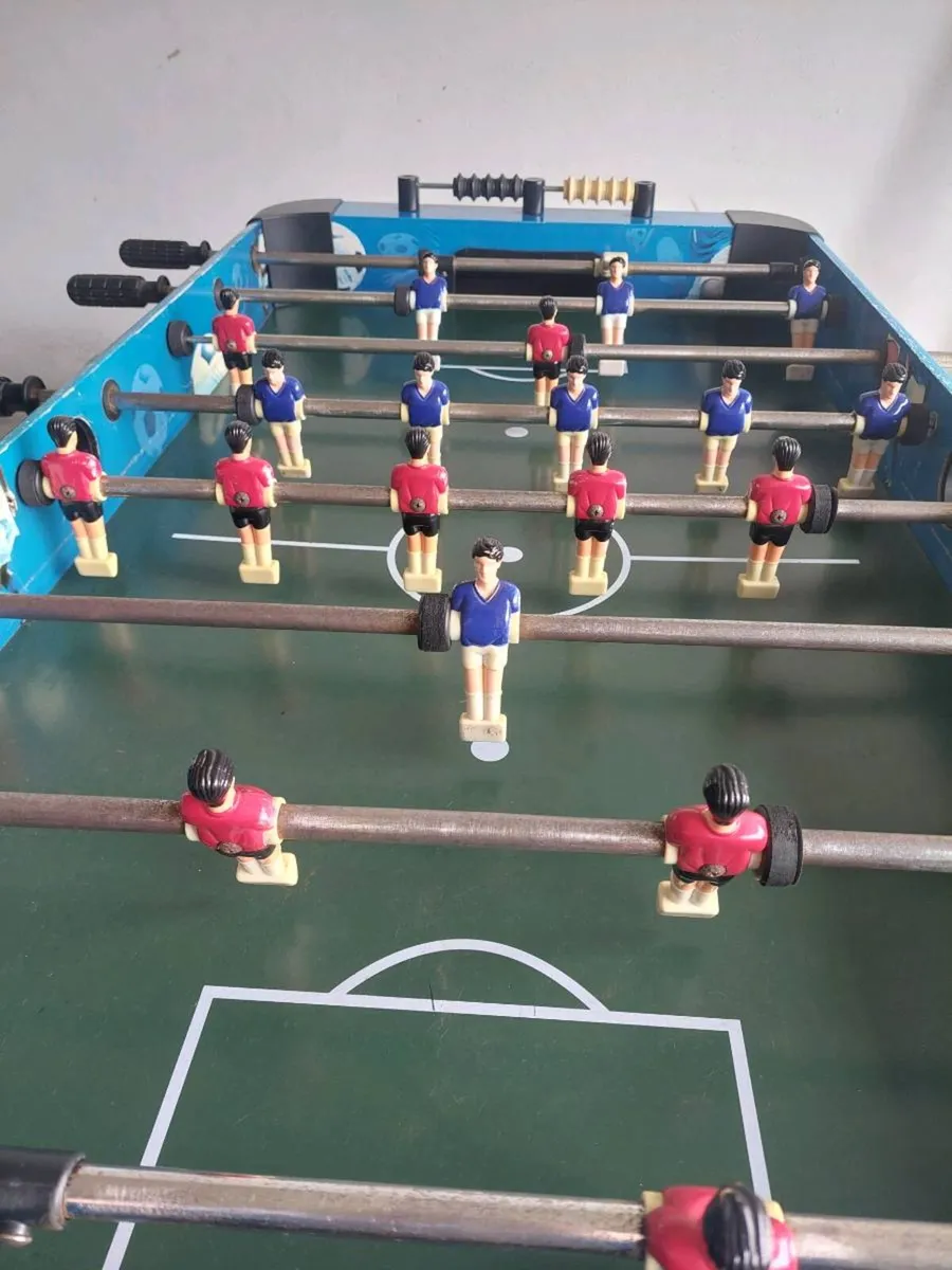 Foosball table - Image 2